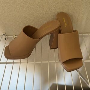Qupid Tan Open-Toe Block Heel Mules